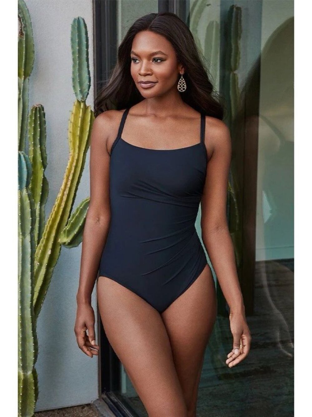 NWOT Miraclesuit Bathing Suit Swim Starr One Piece Black Size 16 New